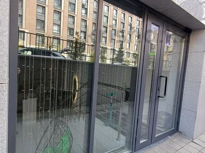 Еркін, дүкендер мен бутиктер, қоғамдық тамақтану орны · 120 м², бағасы: 71.5 млн ₸ в Астане, Есильский р-н