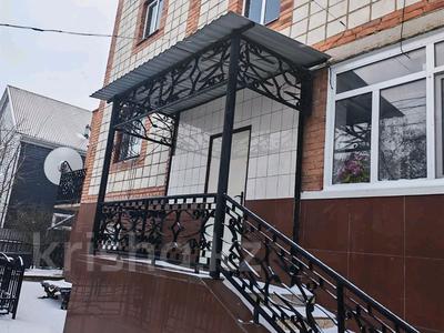Отдельный дом · 4 комнаты · 198 м² · 12 сот., Асеева 6 за 65 млн 〒 в Кокшетау