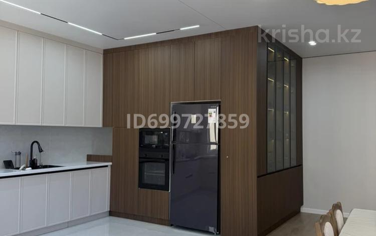 5-бөлмелі пәтер · 182 м² · 3/7 қабат, 19-ш/а., 20 19 — У кольца, бағасы: 69 млн ₸ в Актау, 19-й мкр — фото 60