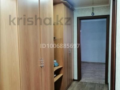 2-бөлмелі пәтер · 57 м² · 5/9 қабат, Майкудук, 18й микрорайон 4 — Детского сада, бағасы: 14 млн ₸ в Караганде, Алихана Бокейханова р-н