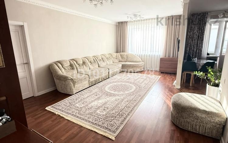 2-комнатная квартира · 70 м² · 10/13 этаж, Жубанова 10 — Жубанова Иманова за 270 000 ₸ в Астане, р-н Байконур — фото 2