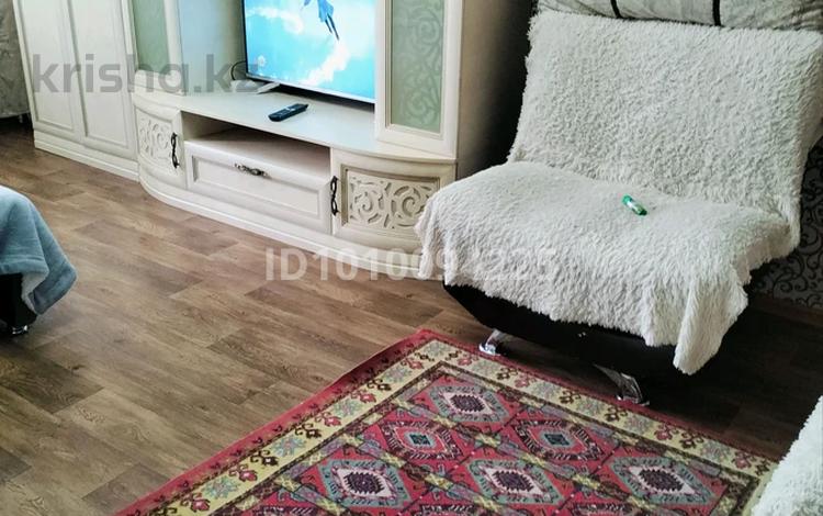 1-бөлмелі пәтер · 32 м² · 4/5 қабат, 12-шағынаудан, Майкудук, 12й микрорайон 1 — Горняк, бағасы: 8 000 ₸ в Караганде, Алихана Бокейханова р-н — фото 2