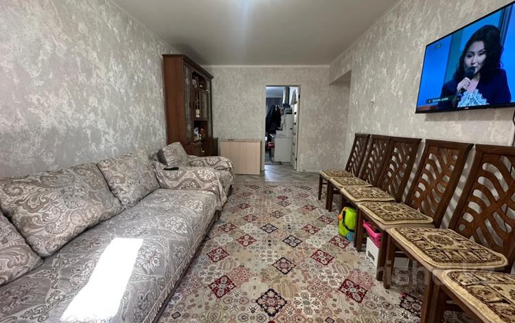 3-комнатная квартира · 60 м² · 2/5 этаж, Самал 4 за 19.3 млн ₸ в Жетысу обл. — фото 11