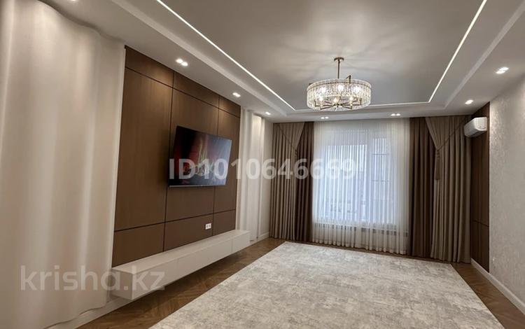 4-бөлмелі пәтер · 134 м² · 4/5 қабат, мкр. Алтын орда, Алтын орда 367/1, бағасы: 115 млн ₸ в Актобе — фото 2