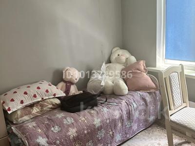 3-бөлмелі пәтер · 56 м² · 2/5 қабат, мкр Аксай-3 56, бағасы: 325 000 ₸ в Алматы, Ауэзовский р-н