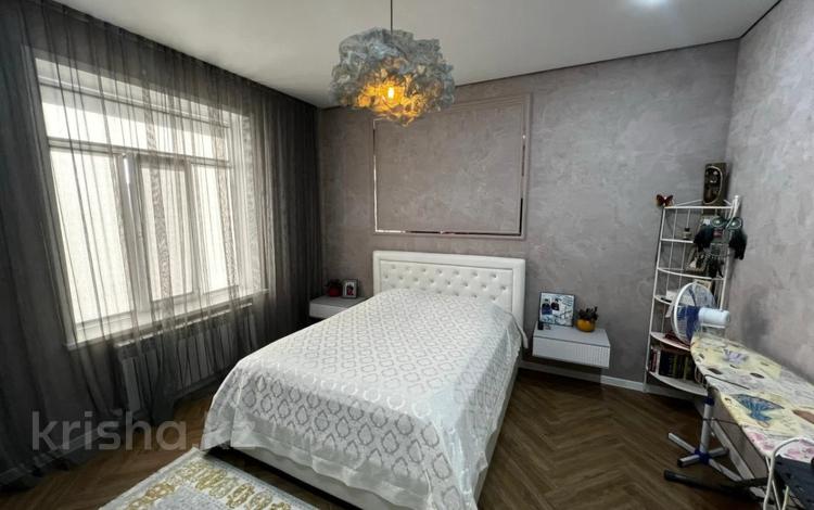 3-бөлмелі пәтер · 97.3 м² · 1/5 қабат, 45А квартал 5, бағасы: 77 млн ₸ в Костанае — фото 13
