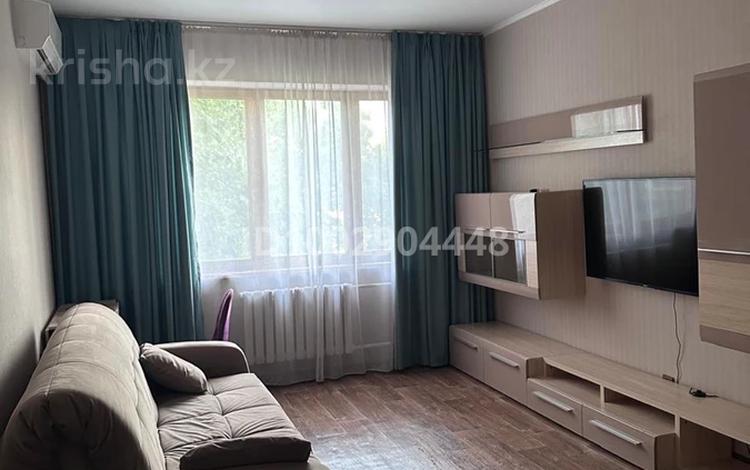 1-комнатная квартира · 49 м² · 2/5 этаж, мкр Таугуль-2 4а — Навои рыскулбекова за 280 000 ₸ в Алматы, Ауэзовский р-н — фото 2