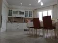 5-бөлмелі пәтер · 170 м² · 6/9 қабат, Аскарова Асанбая 21, бағасы: 140 млн ₸ в Алматы, Бостандыкский р-н — фото 4