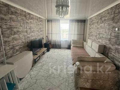 3-комнатная квартира · 60 м² · 4/5 этаж, Абая Кунанбаева 70 за 11 млн 〒 в Шахтинске