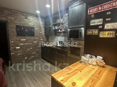 3-комнатная квартира · 86 м² · 2/5 этаж, Гастелло 48 за 39 млн 〒 в Петропавловске