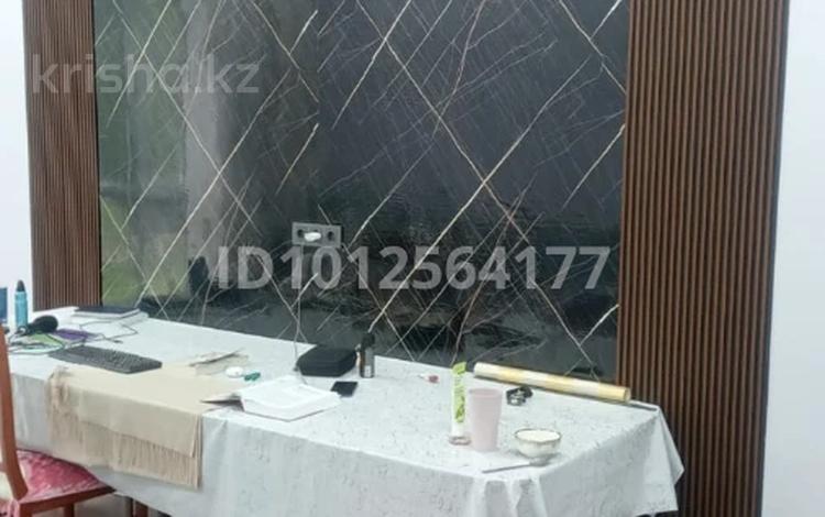 Отдельный дом · 8 комнат · 180 м² · 40 сот., Акын сара 1а 49 — Алматы, 49 за 75 млн ₸ в  — фото 2