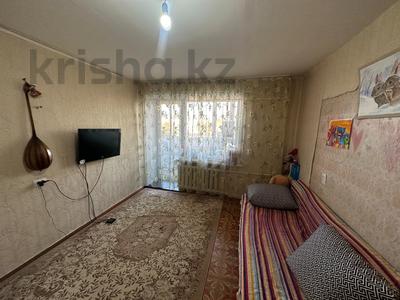 2-комнатная квартира, 46 м², 4/9 этаж, Республики 4 за 20.5 млн 〒 в Караганде, Казыбек би р-н