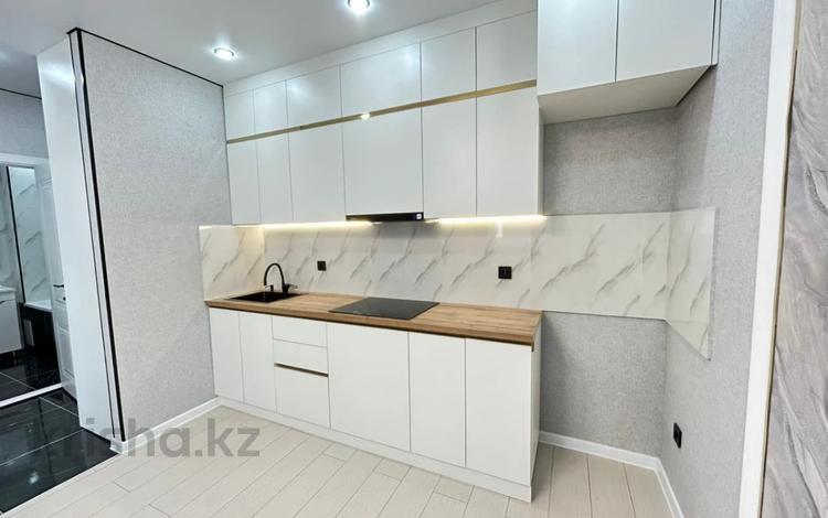 2-комнатная квартира · 42.5 м² · 15/20 этаж, Жумекен Нажимеденов за 25.5 млн ₸ в Астане, Сарайшык р-н — фото 2