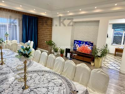 Дом · 6 комнат · 320 м², Туздыбастау ул нурмаганбетова 22 — Жылкыбай за 100 000 〒 в 