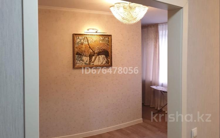 2-комнатная квартира, 40 м², 4/5 этаж помесячно, Валиханова 6 а за 140 000 〒 в Атырау — фото 7