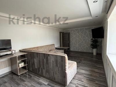 Отдельный дом · 3 комнаты · 93.5 м² · 6 сот., Сабыра Рахимова 142 за 28.5 млн ₸ в Караганде, Казыбек би р-н