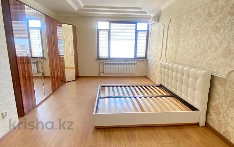 4-комнатная квартира, 140.3 м², 5/17 этаж, 17-й мкр 1