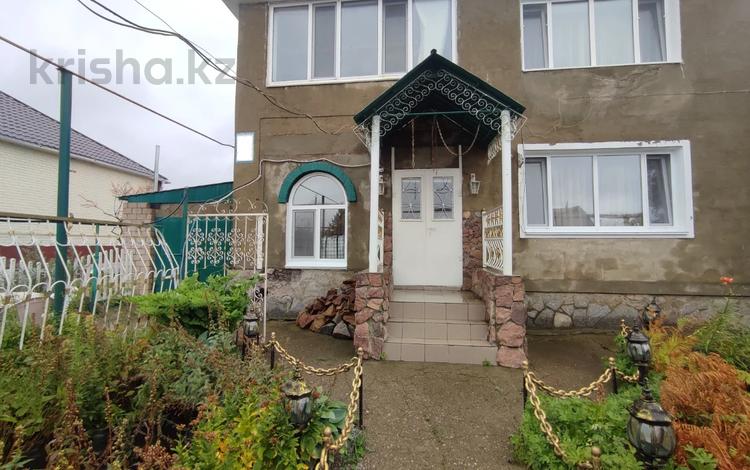 Отдельный дом · 5 комнат · 233 м² · 10 сот., 13 микрорайон 40 за 42 млн 〒 в Лисаковске — фото 2