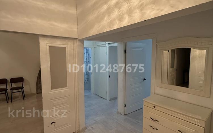 3-бөлмелі пәтер · 69 м² · 1/5 қабат, мкр Север 67 — Рядом 46 школы, в пешей доступности есть садик, мечеть, спорт комплекс., бағасы: 30 млн ₸ в Шымкенте, Аль-Фарабийский р-н — фото 2