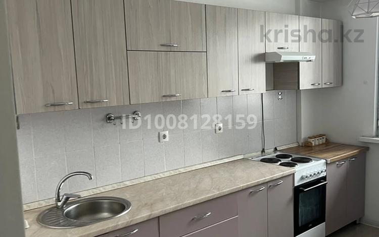 3-комнатная квартира · 87 м² · 2/9 этаж, мкр Атырау 16/24 за 300 000 ₸ в Алматы, Медеуский р-н — фото 2
