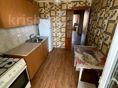 3-бөлмелі пәтер · 65 м² · 1/5 қабат, Володарского 77, бағасы: 200 000 ₸ в Петропавловске