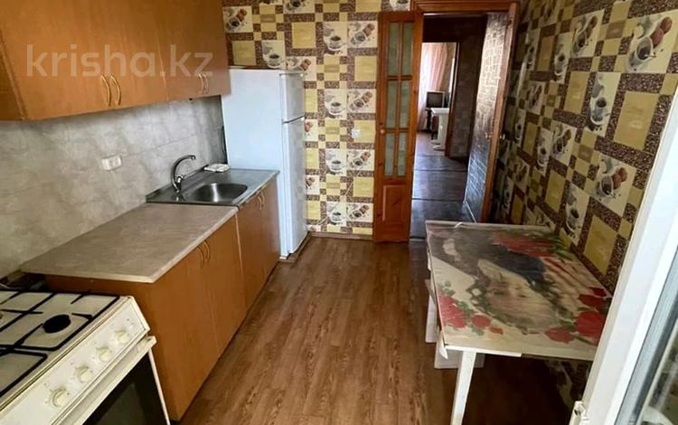 3-бөлмелі пәтер · 65 м² · 1/5 қабат, Володарского 77, бағасы: 200 000 ₸ в Петропавловске — фото 2