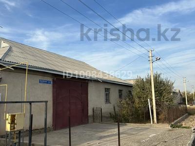 Отдельный дом · 5 комнат · 140 м² · 10 сот., Алихан Бокейхан 3 — Макатаев за 39.5 млн 〒 в Туркестане