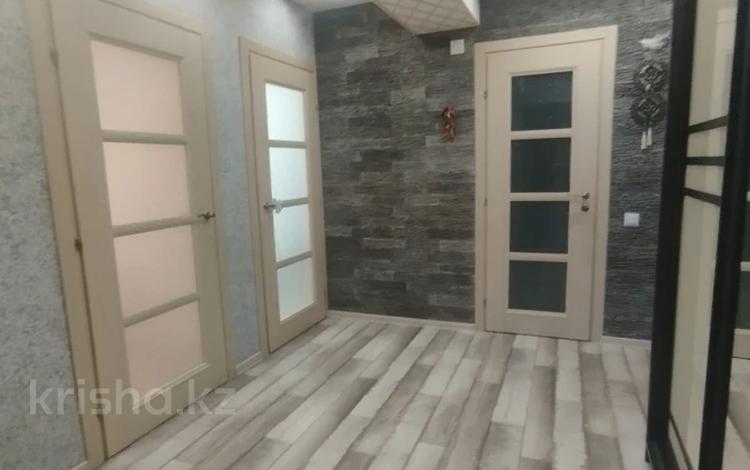 3-комнатная квартира · 64 м² · 3/5 этаж, Маргулана 1б за 18.1 млн ₸ в Экибастузе — фото 19
