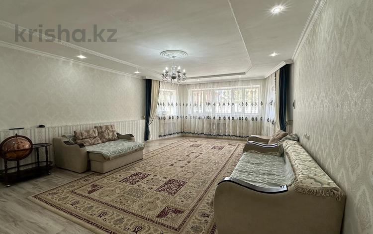 Отдельный дом • 8 комнат • 316 м² • 10 сот., Абылайхана — Бурабай за 100 млн 〒 в Астане, Алматы р-н — фото 15