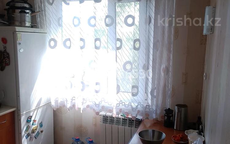 2-комнатная квартира · 43.6 м² · 3/5 этаж, Майкудук, Майкудук, 17й микрорайон 35 за 12.8 млн ₸ в Караганде, Алихана Бокейханова р-н — фото 2