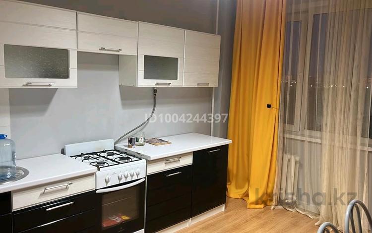 2-бөлмелі пәтер · 62 м² · 7/9 қабат, мкр Жана Орда 7 — 5 поликлиника, бағасы: 25 млн ₸ в Уральске — фото 3