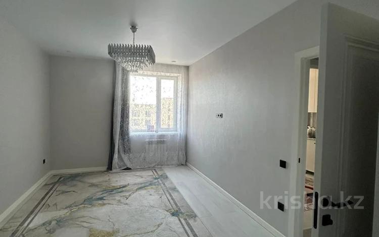 1-комнатная квартира · 37.5 м² · 9/12 этаж, Нажмиденова 15 за 24.5 млн ₸ в Астане, Сарайшык р-н — фото 2