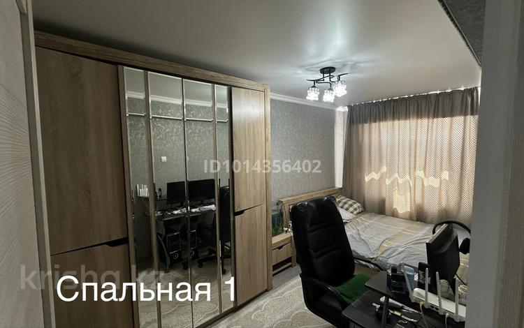 4-бөлмелі пәтер · 73 м² · 4/5 қабат, Толе би 137 — Район ГОВД, бағасы: 17.5 млн ₸ в  — фото 2