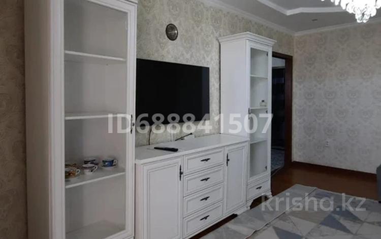 3-комнатная квартира, 60 м², 5/5 этаж помесячно, Каратал 1 за 180 000 〒 в Талдыкоргане, Каратал — фото 7