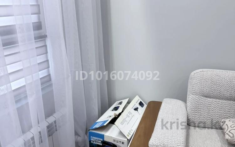 2-комнатная квартира · 40 м² · 9/12 этаж, мкр Нуркент, Турара Рыскулова за 300 000 ₸ в Алматы, Алатауский р-н — фото 2