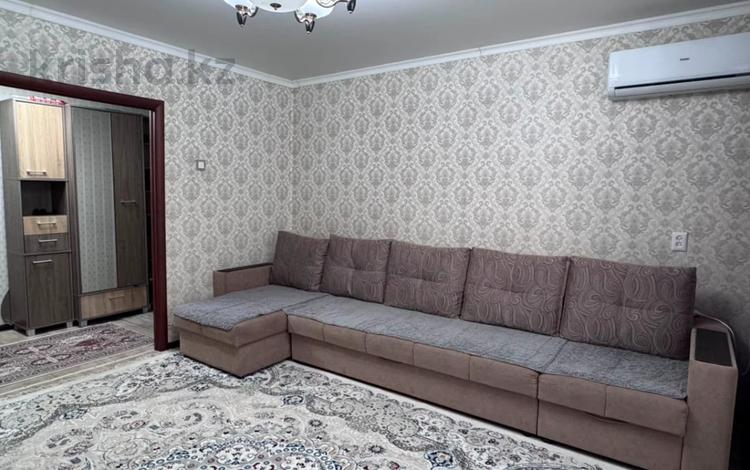 3-комнатная квартира · 70.4 м² · 4/9 этаж, мкр Юго-Восток, ул. Язева за 29 млн ₸ в Караганде, Казыбек би р-н — фото 2