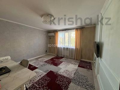 2-бөлмелі пәтер · 56 м² · 2/5 қабат, мкр Акжайык 69/3, бағасы: 24 млн ₸ в Шымкенте, Абайский р-н