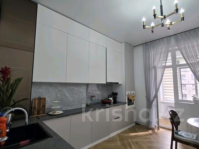 4-бөлмелі пәтер · 130 м² · 4/5 қабат, Есенберлина, бағасы: 85 млн ₸ в Усть-Каменогорске