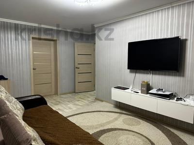 3-комнатная квартира · 60 м² · 2/5 этаж, Каирбекова 409 за 23 млн 〒 в Костанае