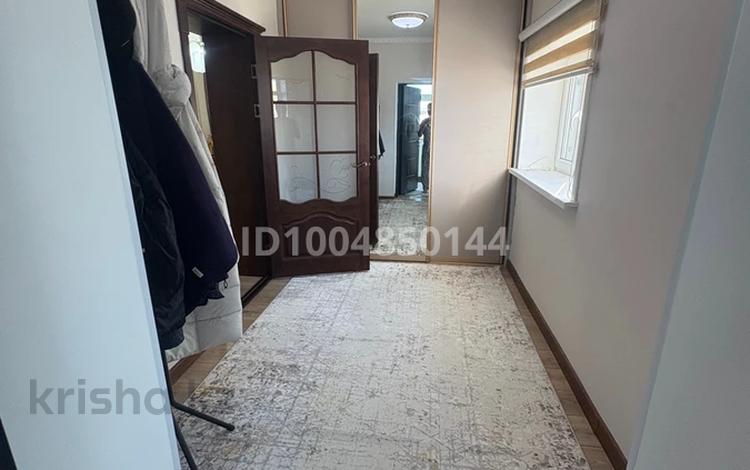 Отдельный дом · 5 комнат · 250 м² · , мкр Жеруйык, Аубекеров 14 за 63 млн ₸ в Атырау — фото 2