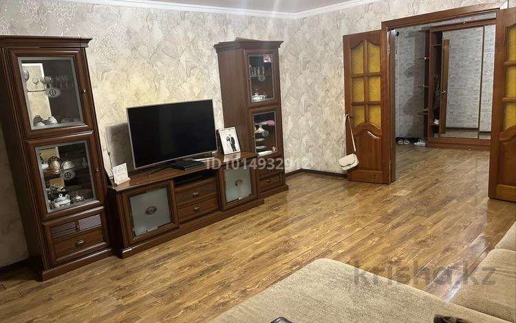 3-комнатная квартира · 94 м² · 8/9 этаж, Физкультурная 9/1 за 280 000 ₸ в Семее — фото 2