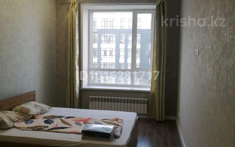 1-комнатная квартира · 42 м² · 9/12 этаж, Улы Дала 33/1 за 270 000 ₸ в Астане, Нура р-н — фото 2