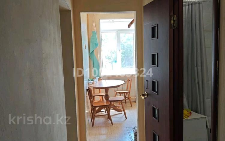 3-комнатная квартира · 65 м² · 3/3 этаж, Старый город, Карасай-батыра 9 — Парк пушкина за 16 млн ₸ в Актобе — фото 2