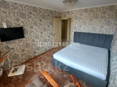 4-комнатная квартира · 78 м² · 4/5 этаж, Желтоксан 4 — Магнум за 200 000 〒 в 