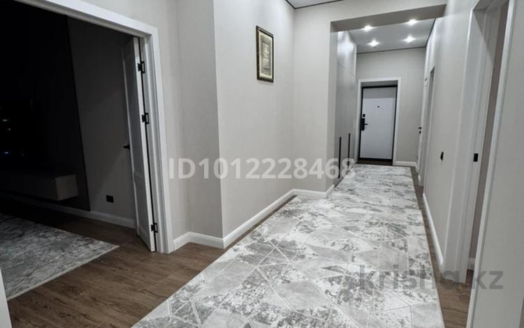 3-бөлмелі пәтер · 100.3 м² · 6/9 қабат, Набережная ул. 49В, бағасы: 97 млн ₸ в Костанае — фото 2