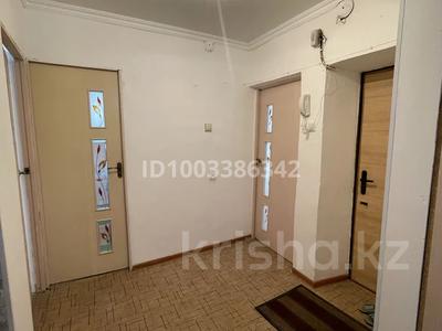 3-комнатная квартира · 54 м² · 1/5 этаж, 2 мкр 44 за 25 млн 〒 в Таразе