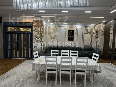 7-бөлмелі пәтер · 300 м² · 10/11 қабат, 19-й мкр, Мкрн 19 33, бағасы: 120 млн ₸ в Актау