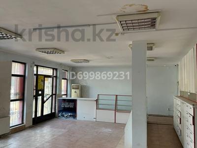 Свободное назначение, магазины и бутики, общепит, салоны красоты, медцентры и аптеки, развлечения · 70 м² за 28 млн ₸ в Шымкенте, Туран р-н