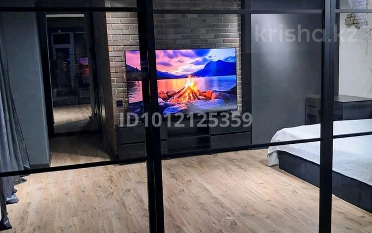 1-бөлмелі пәтер · 50 м² · 10/13 қабат, ул. Тохтарова 57 — Проспект Победы, бағасы: 41 млн ₸ в Усть-Каменогорске, Ульбинский — фото 22