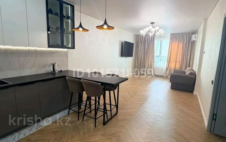 3-бөлмелі пәтер · 80 м² · 15/16 қабат, Қайтпас-2 ш/а, Сырым батыра 99/3, бағасы: 55 млн ₸ в Шымкенте, Абайский р-н — фото 2
